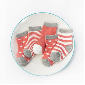 Warm and comfortable striped socks