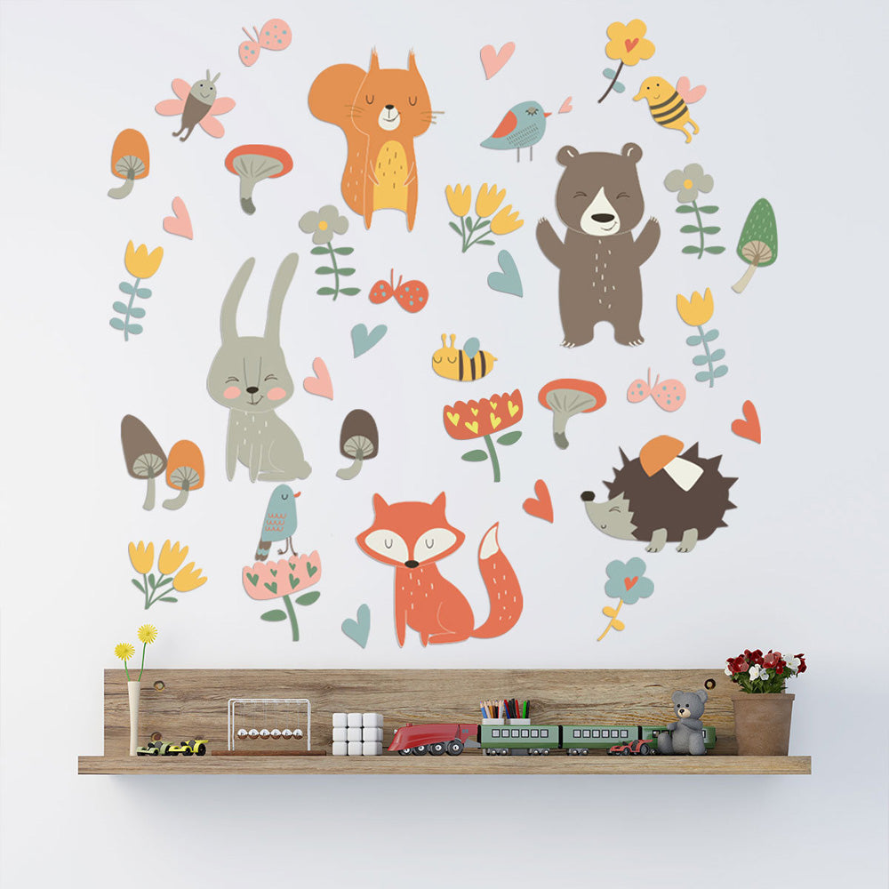 Kind forest creatures decor (wall stickers combination)